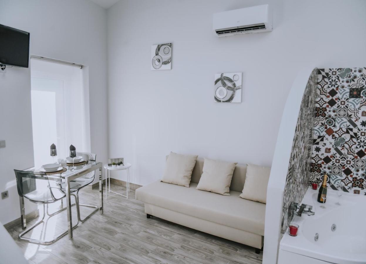 Eres Emerita "Apartamentos & Suites" Mérida Exterior foto
